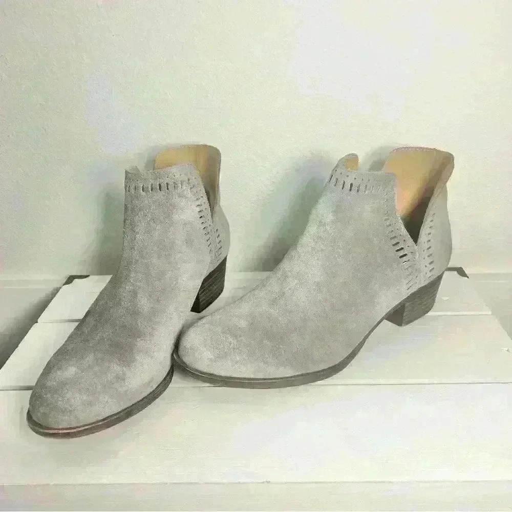 Lucky Brand Women’s Bustina Gray Laser Cut Ankle Booties Boots Size 9.5 M
